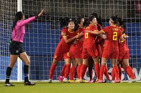 女性裁判在
